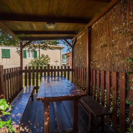 - Goelba Apartment *